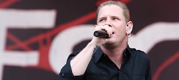 Es steht fest, dass Slipknot ein neues Album produzieren wird. Wann sie sich zusammen setzen und an neuen Songs zu schreiben ist aber nicht bekannt. Corey Taylor hat in einem...