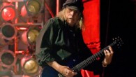 Ex-Gitarrist von Motörhead ist tot Ex-Gitarrist Michael Burton “Würzel” von Motöhead ist mit 61 Jahren an einer Herzkrankheit gestorben. Lemmy’s Bass Techniker gab die Meldung auf Facebook bekannt. Motörhead spielten am Wochenende auf dem Sonisphere....